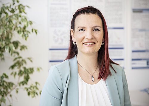 Physikochemikerin Dr. Anne Strate hat von der Deutschen Forschungsgemeinschaft eine eigene Stelle bekommen. (Foto: Universität Rostock/Julia Tetzke).