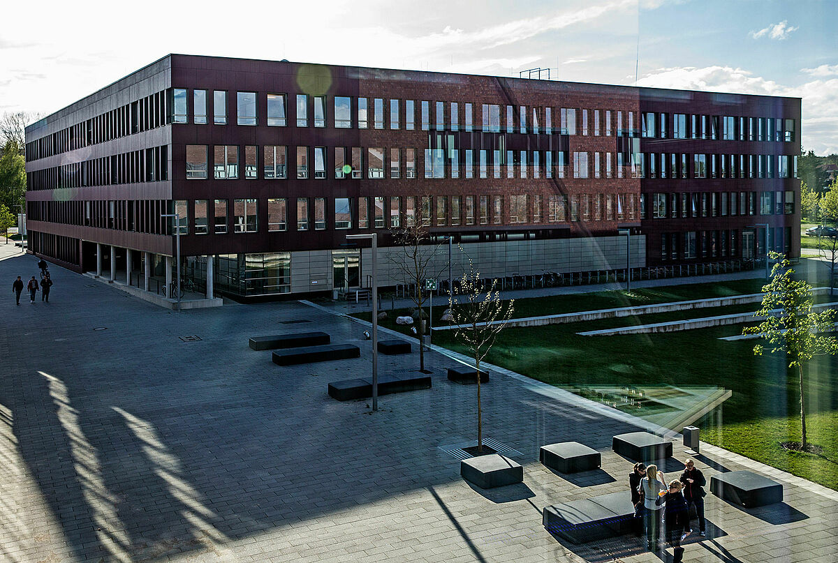FACULTY OF COMPUTER SCIENCE AND ELECTRICAL ENGINEERING