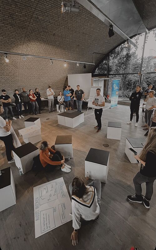 Gründerteams stellen in Berlin ihre Ideen vor. (Foto: Universität Rostock/Laura Hagenloch).