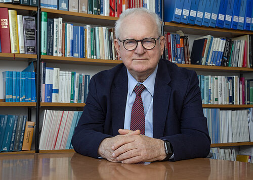 Professor Klaus-Peter Schmitz, Direktor des Instituts für ImplantatTechnologie und Biomaterialien (Universität Rostock/Julia Tetzke). 