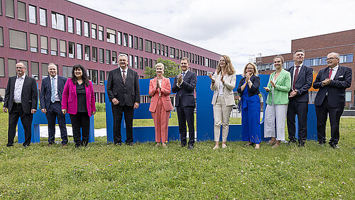 Viele Gäste aus Politik, Wissenschaft und Wirtschaft feiern die feierliche Gründung von HEDI. Copyright: Universität Rostock/ITMZ