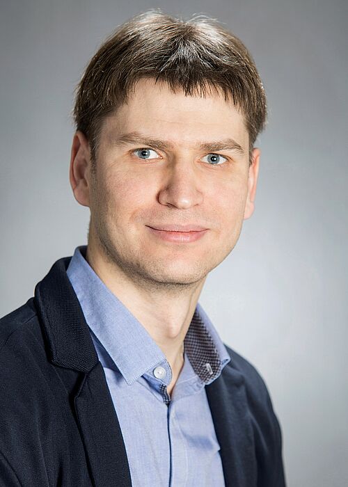 Bild 2: Privatdozent Dr. Sergey Bokarev hat den „Hans G.A. Hellmann-Preis für Theoretische Chemie“ 2022 erhalten. (Foto: privat).